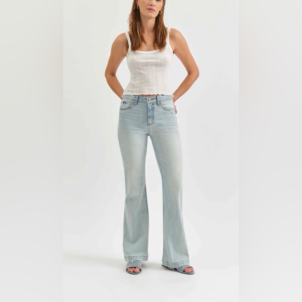 Heartbreaker Mid Rise Flare